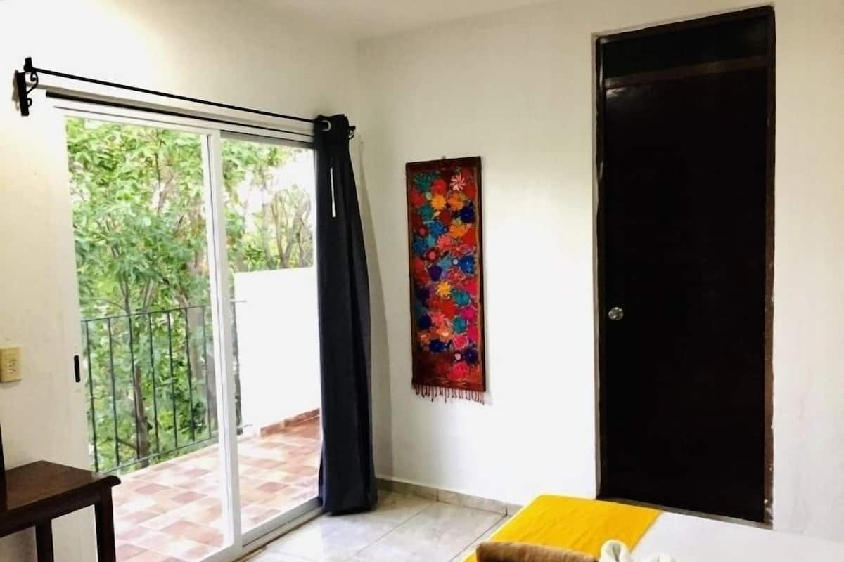Habitación doble económica, 1 habitación | Cortinas blackout, wifi gratis y ropa de cama 
