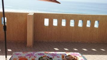 Desayuno continental (MAD 60 por persona)