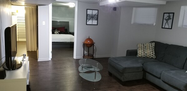 Interior detail - NYC NJ Romantic And Cozy Hideaway (Elizabeth)