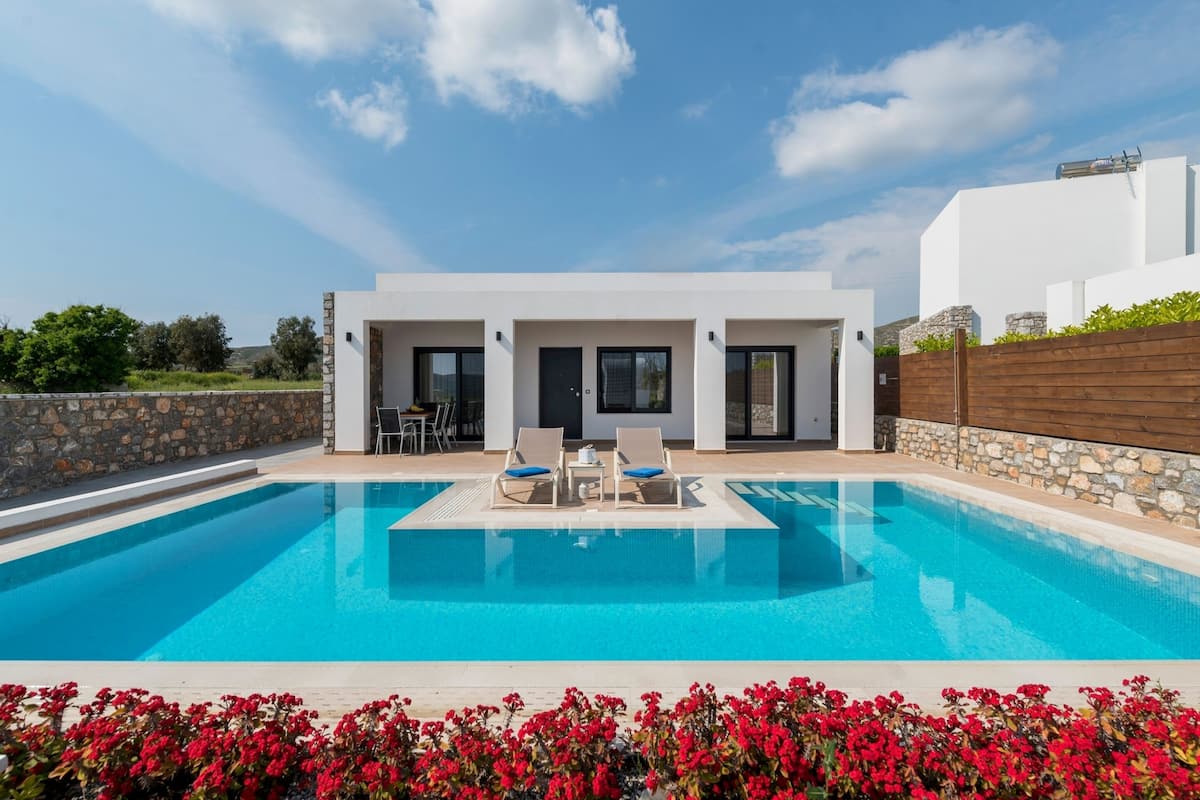 Deluxe-villa - privat pool - stueetage | 3 soveværelser, egyptiske bomuldslagner, premium-sengetøj, dundyner