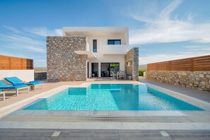 3 outdoor pools, sun loungers - Prasonisi Villas (Rhodes)