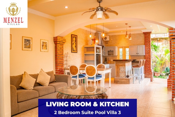 Villa Suite 2 Bedrooms | Oturma odası | Kablolu TV kanalları bulunan 32 inç düz ekran televizyon, televizyon