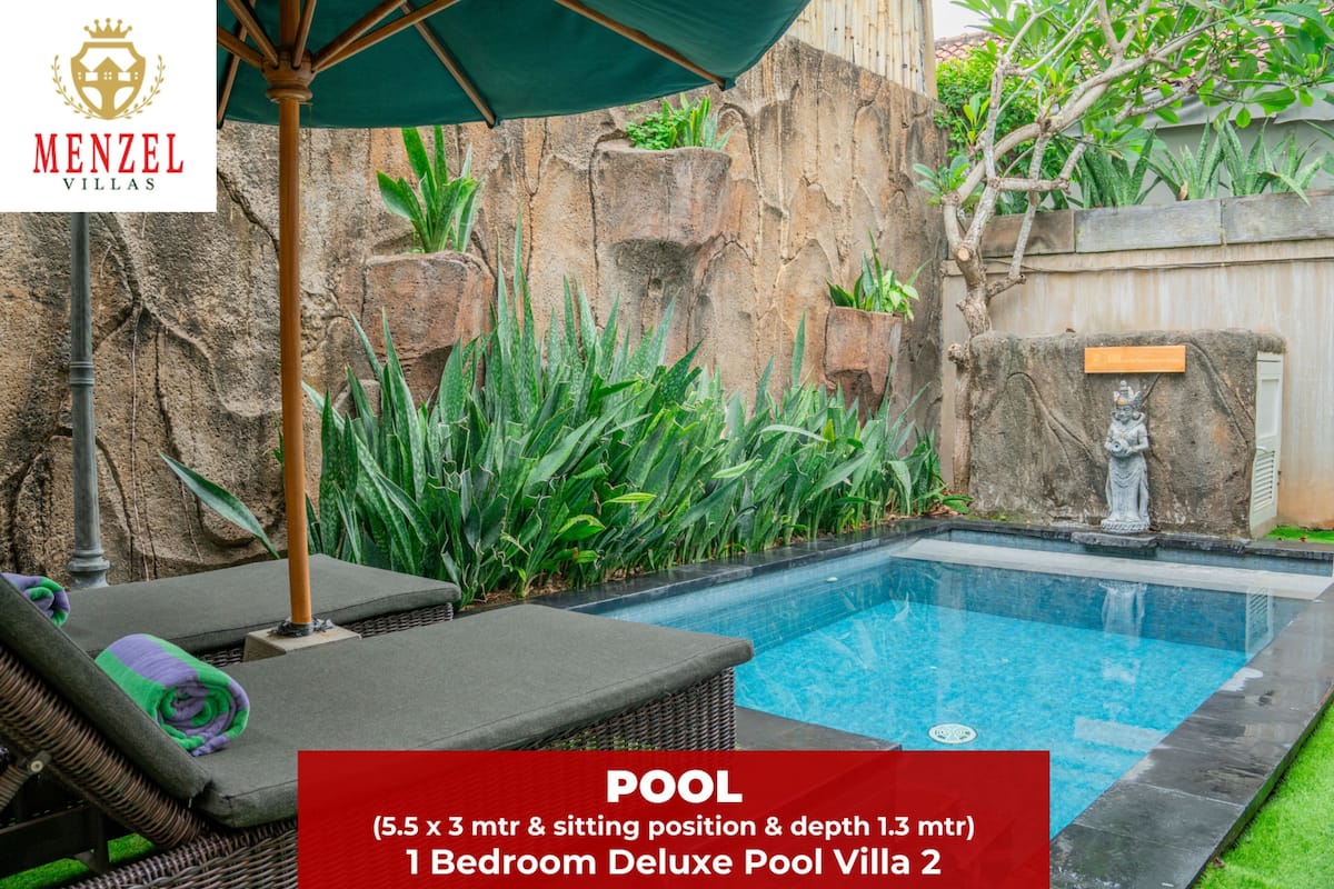 A 1-bedroom deluxe pool villa with a 5.5 x 3 meter pool, a sitting position, and a depth of 1.3 meters.