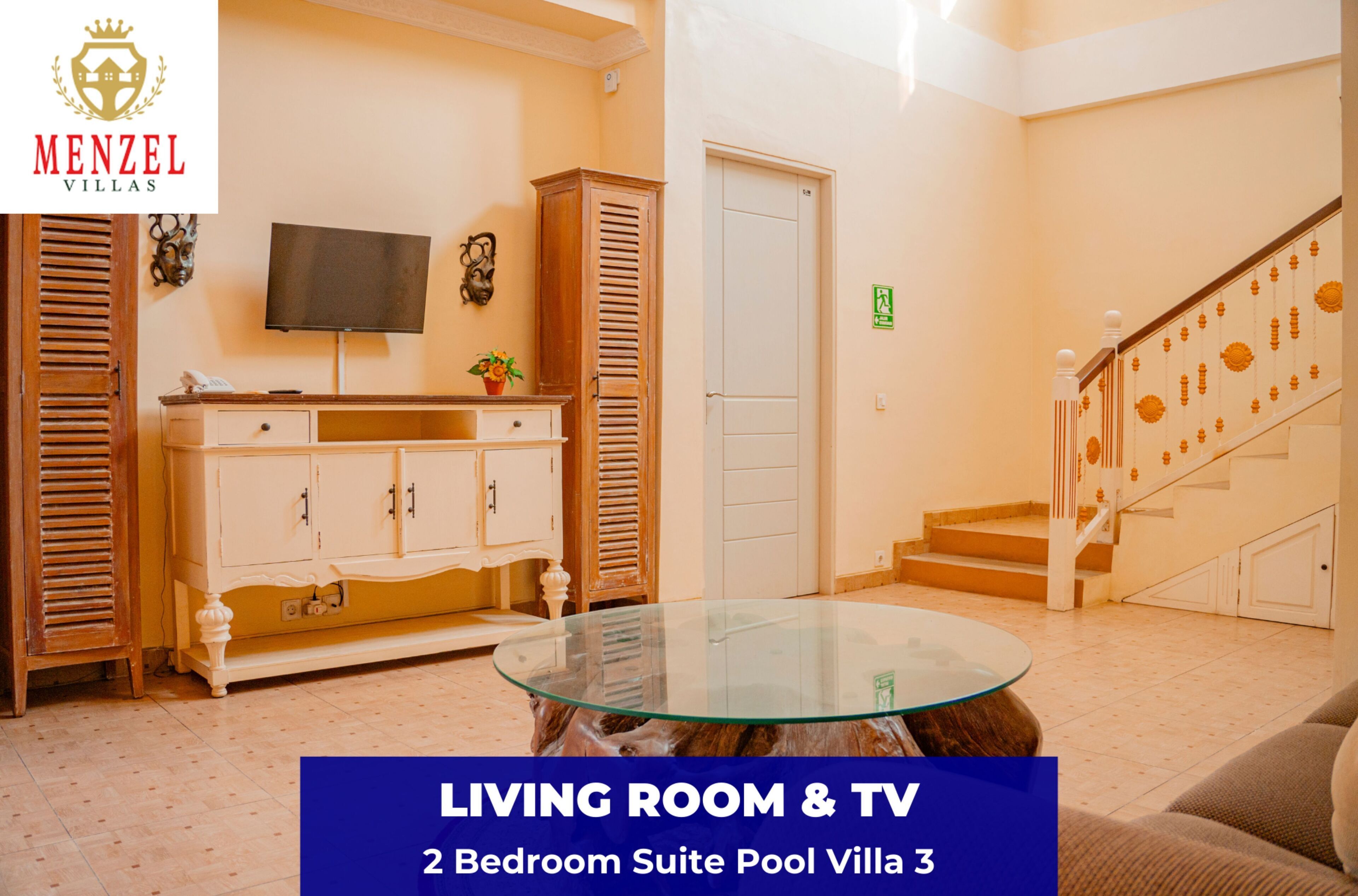 Villa Suite 2 Bedrooms | Living room | 32-inch flat-screen TV with cable channels, TV