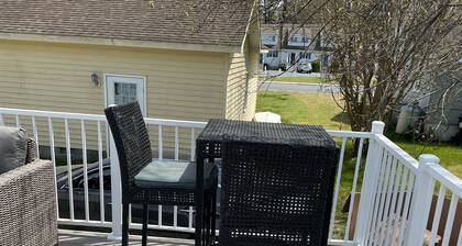 Cottage On Famous Chincoteague Island-Famous Wild Ponies