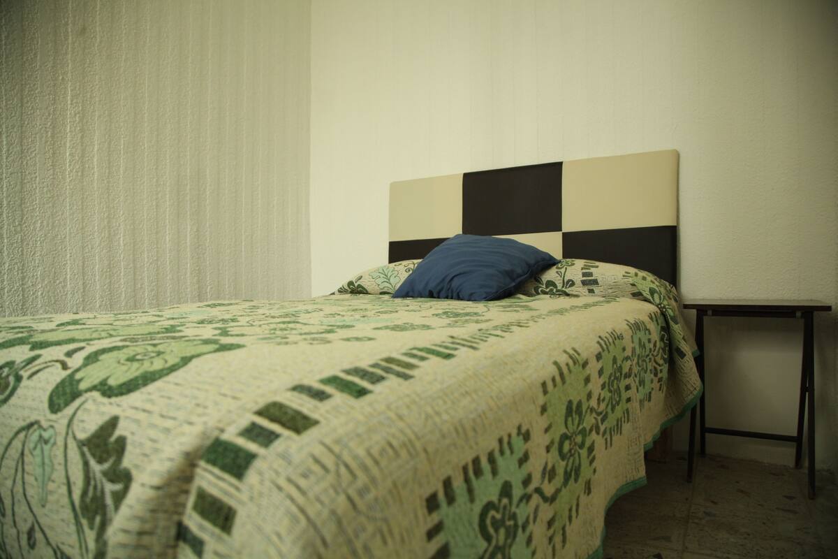 Junior Room, Non Smoking | Iron/ironing board, WiFi (free), bed sheets