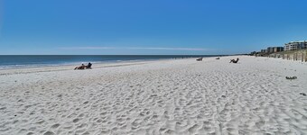 Litchfield Beach 3Bed / 3Bath w canapé-lit Condo bord de l'océan à Pawleys Island SC
