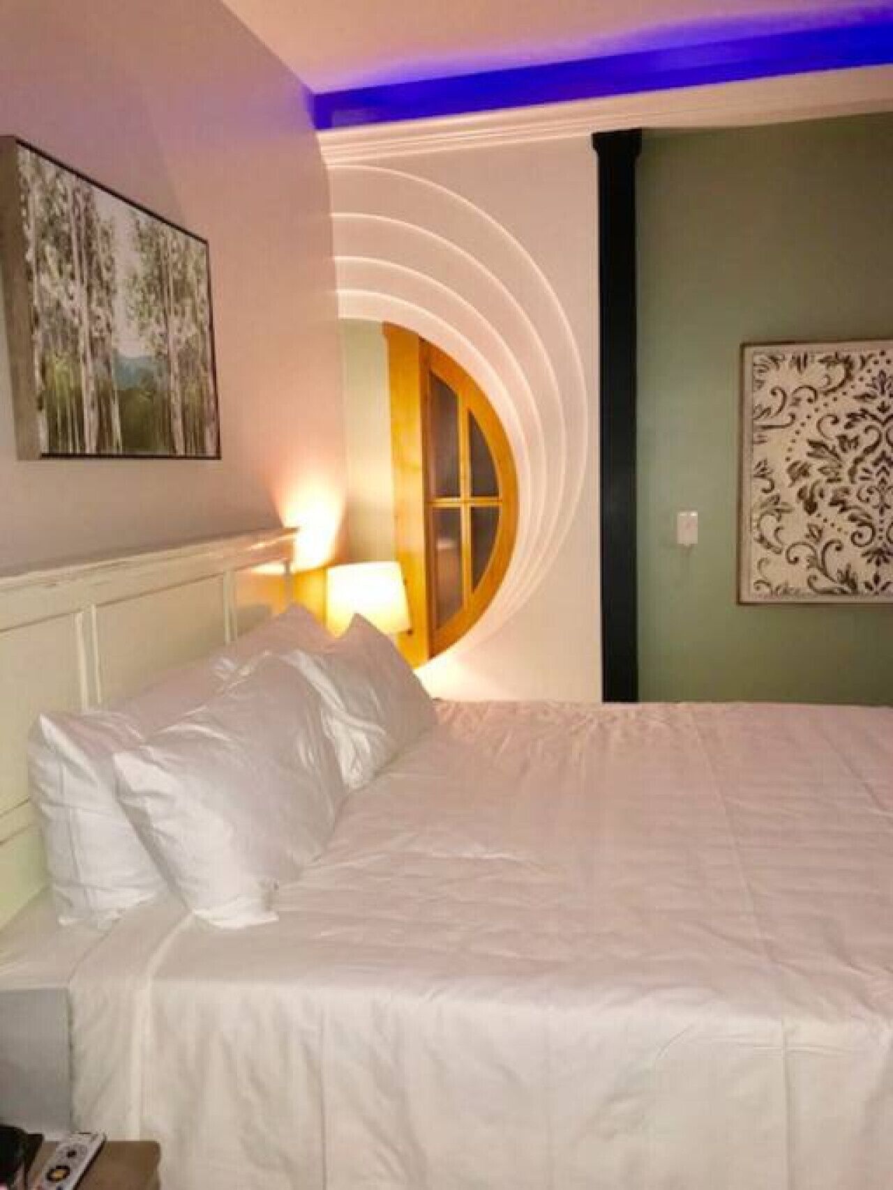 3 bedrooms, iron/ironing board, travel crib, WiFi