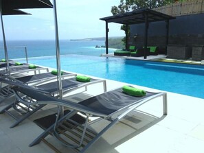 Pool - Breathtaking Clifftop 4BR Villa, Uluwatu! - 5Min Drive To Uluwatu Temple! W/Pool (Uluwatu)