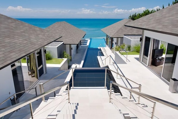 Breathtaking Clifftop 4Bed Villa,Uluwatu