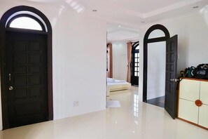 Villa, 4 Bedrooms, Garden View