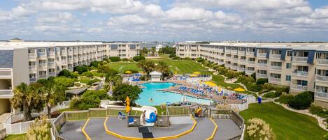 Indoor pool, outdoor pool