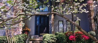 Oaklawn Casino & Racetrack - Hot Springs National Park - Lake Hamilton