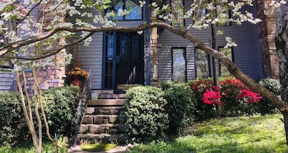 Oaklawn Casino & Racetrack - Hot Springs National Park - Lake Hamilton