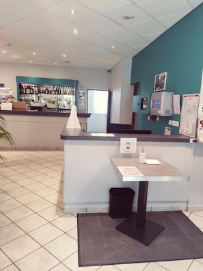 Lobby - Hôtel du Parc (Lons-le-Saunier)