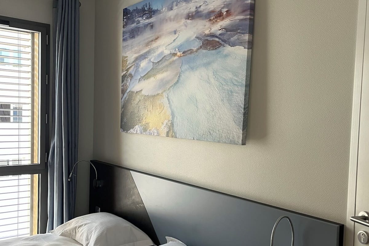 Superior Room, Mobility Accessible | In-room safe, desk, soundproofing, free WiFi