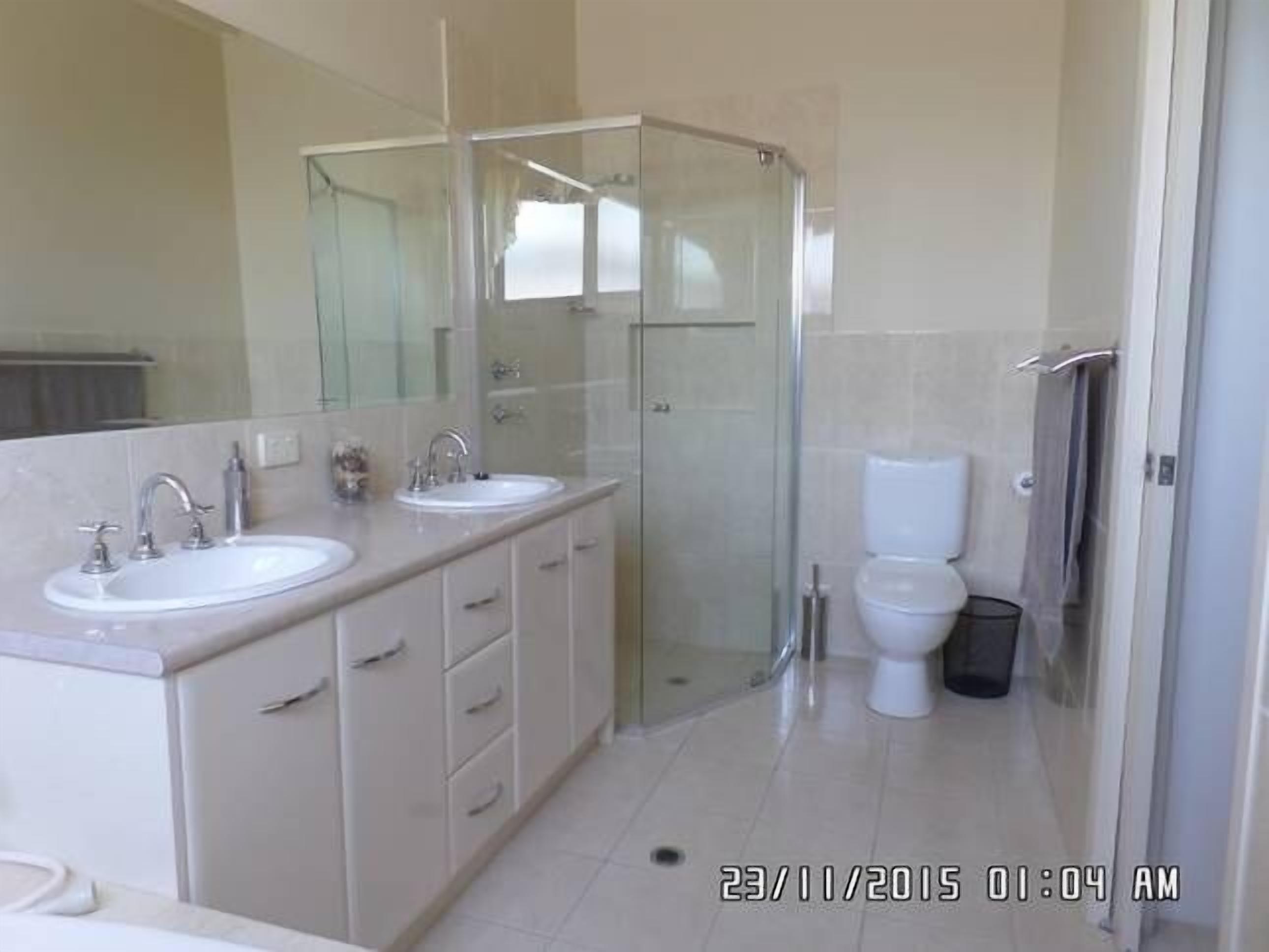 A house on the Beach — image 8