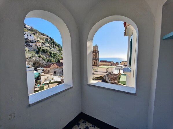 Interior - Amalfi coast Casabluette is a panoramic, quiet and delicate Mediterranean house (Minori)