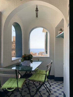 Dining - Amalfi coast Casabluette is a panoramic, quiet and delicate Mediterranean house (Minori)