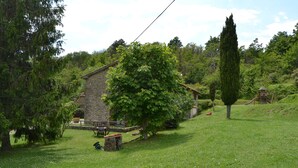 Unclassified image, 3 of 9, button - 3 rooms flat between Florence and Arezzo - Enjoy Italian beauty! (Castelfranco Piandiscò)
