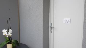 Overnatningsstedets indgangsparti