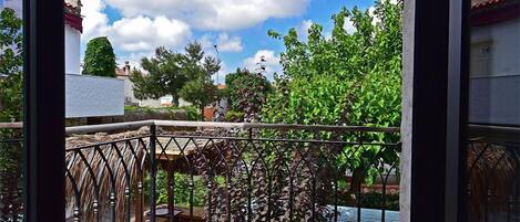 Luxury Triple Room, Garden View | View from room