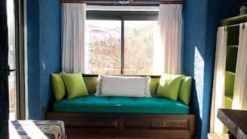 Luxury Triple Room, Garden View | 1 bedroom, desk, soundproofing, iron/ironing board