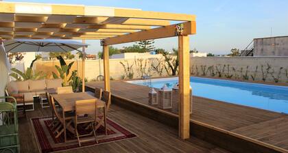 Villino Rose: Studio finement meublé avec grand jardin.