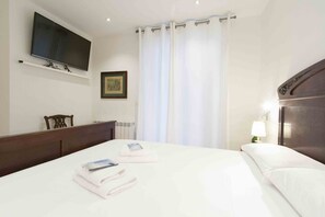 4 chambres, fer et planche à repasser, Wi-Fi gratuit, draps fournis