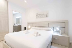 3 habitaciones, tabla de planchar con plancha y wifi gratis 