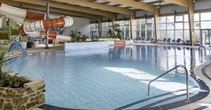 Pool -  Beautiful farmhouse sleeps 2 to 6+ with 4 bedrooms, 1 bath & 3 shower rooms. (Bourseul)