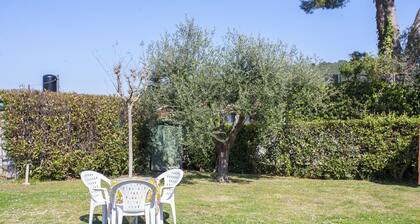 Casa Malva 7 vuodepaikkaa puutarhalla asuinalueella