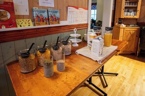Tägliches inbegriffenes Frühstücksbuffet