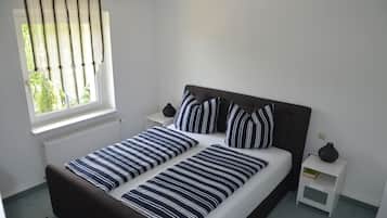 2 bedrooms, WiFi, bed sheets