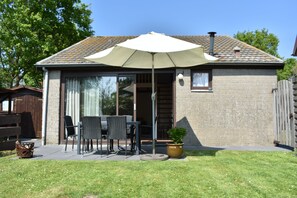 Outdoor dining - Detached holiday home near Renesse (Ellemeet)