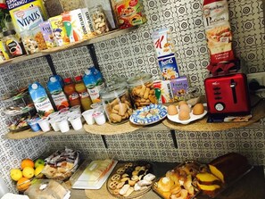 Tägliches inbegriffenes Frühstücksbuffet