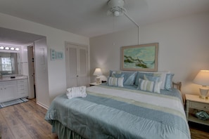 2 chambres, fer et planche à repasser, lit parapluie, Wi-Fi gratuit