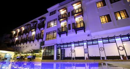 Melissa Moment Apart