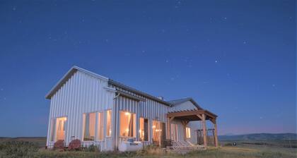 100 Dreamy Acres.100 Mile Views. Night Skies.