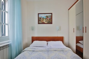 3 bedrooms, iron/ironing board, free WiFi, bed sheets - Montesan N1 3bedroom apartment with terrace and sea view (Sveti Stefan)