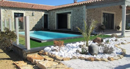 Villa récente au coeur du Minervois/Piscine privée/Climatisation/WIFI