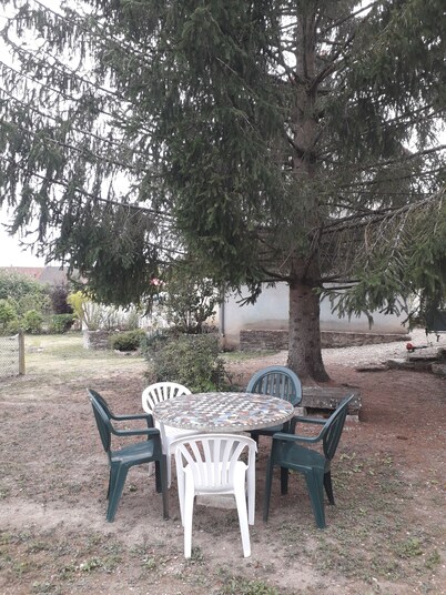 IN THE PEACEFUL HEART OF THE VINEYARD