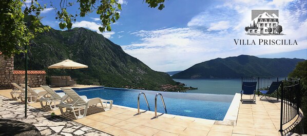 Außenpool, Infinity-Pool