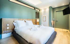 3 chambres, fer et planche à repasser, accès Internet, draps fournis