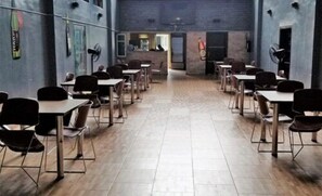 Bar (in der Unterkunft)