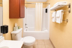 Combined shower/tub, deep soaking tub, free toiletries, hair dryer - Extended Stay Snyder (Snyder)
