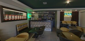 Cafe - Lion City Hotel (Bursa)