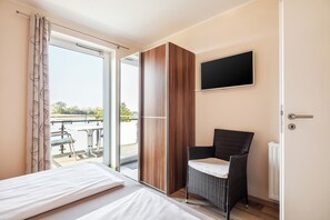 1 室のベッドルーム、WiFi