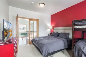 3 chambres, fer et planche à repasser, lit parapluie, Wi-Fi gratuit