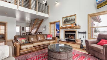 Télévision, cheminée